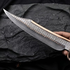 Couteau à lame fixe en acier au carbone fait main, pointe tombante, bord dentelé, ferrures en laiton, couteau de chasse d'extérieur 14 pouces, qualité DIY - Product Image 6