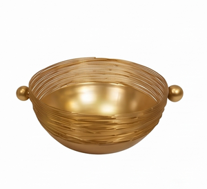 Bol en métal doré de qualité supérieure avec design en corde et poignées en forme de boule, fait main pour servir les aliments, style glamour, accent décoratif pour la maison - Product Image 4