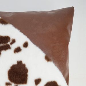 Housse de coussin rectangulaire en fausse fourrure réversible à motif vache, style nordique, décoration d'intérieur - Product Image 3