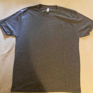 T-shirt en jersey 50% polyester, 35% coton peigné ringspun, 25% rayonne - Product Image 4