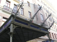 Auvent en métal décoratif européen pour l'extérieur, résistant aux UV et imperméable, avec toit en verre, pour entrée de villa, en rotin avec fixation Velcro