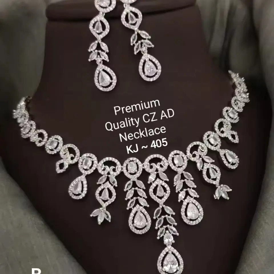 Ingrosso gioielli produce indiani finte perle in rilievo di cristallo Kundan Choker collana di gioielli Set, grigio