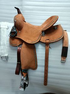 Silla de Montar Occidental de Cuero Hecha a Mano de Primera Calidad para Montar en Rancho o en Senderos, Disponible a un Precio Accesible - Product Image 4