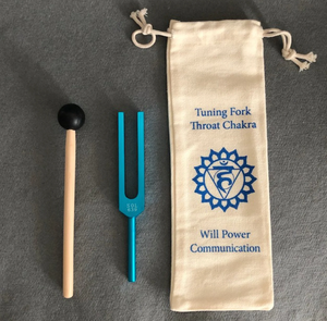 Coffret Cadeau de 3 Diapasons pour Réparation ADN 528 Hz, 639 Hz & 741 Hz, Guérison Sonore des Chakras Cœur, Gorge et Troisième Œil, Solfeggio - Product Image 4