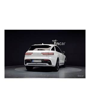 Genesis GV70 2024 2.5T Gasolina AWD 13,600 km Caja de Cambios Automática Asientos de Cuero Volante a la Izquierda con Cámara Trasera - Product Image 4