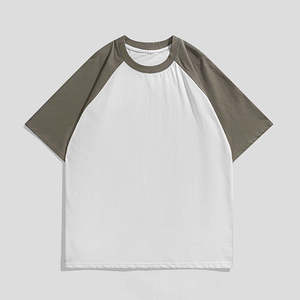 Camiseta de corte holgado y pesado para hombre, estilo boxy, personalizada, con corte y costura raglán - Product Image 3