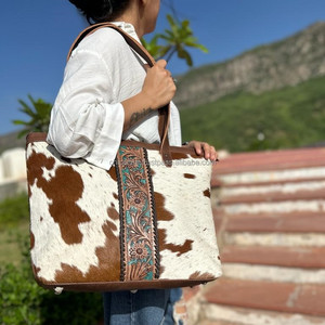 2025 New Customized Hand Tooled Carving Women's Tote Bag High Quality Real Cowhide Fur Leather Bag Big Size Tote Bags for <b>Ladies</b> - Product Image 2