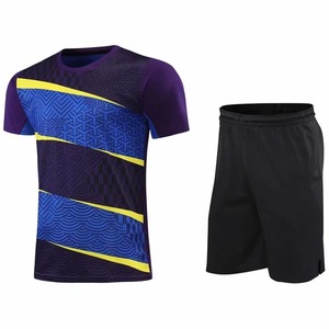 Tenues de sport de qualité supérieure 100% polyester, ensembles de football, uniformes par sublimation pour uniformes de football personnalisés - Product Image 2