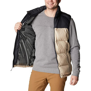 Chaleco acolchado para hombre con bloques de color, cuello alto, cierre de cremallera y relleno de plumón para invierno. - Product Image 4