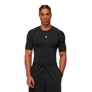 เสื้อยืดบาสเลเยอร์แบบรัดรูปสีดำสำหรับชุดกีฬาผู้ชาย ชุดออกกำลังกาย และชุดเล่นกีฬาทั่วไป พร้อมความยืดหยุ่นและการระบายความชื้น - Product Image 1