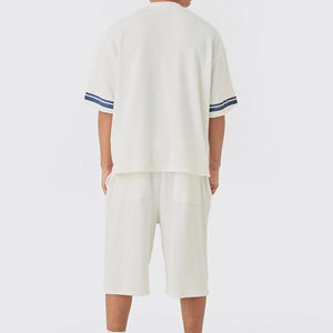 ชุดเซ็ตเสื้อฮู้ดดี้และกางเกงขาสั้นลำลองพิมพ์ลายสำหรับผู้ชายฤดูร้อน ขายส่ง สีพื้น ทรงปกติ น้ำหนักปานกลาง ปรับแต่งได้ ชุดวอร์ม 2 ชิ้น - Product Image 3