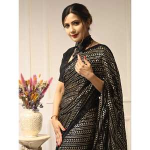 Sari noir FB Designer avec sequins sur toute la surface, non cousu, pour un look de soirée - Product Image 2