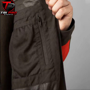 Veste Softshell de Chasse Unisexe TriPro Sports Hiver avec Capuche Intégrée, Fermeture Éclair Intégrale, Poignets Ajustables, Épaules Contrastantes et Détails Frontaux - Product Image 3