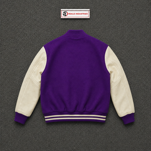 Veste universitaire en laine violette sur mesure de qualité supérieure avec manches contrastées blanches, veste de baseball classique pour hommes et femmes, vente en gros - Product Image 6