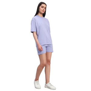 Conjunto de 2 Piezas de Ropa de Dormir para Mujer, Top Corto sin Mangas y Pantalones Cortos con Estampado de Estrellas - Product Image 3