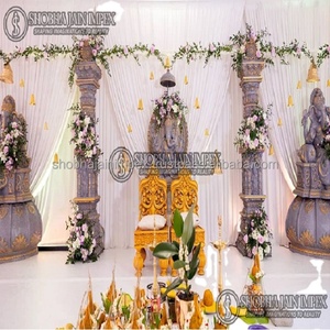 Decoraciones elegantes de boda para escenario de compromiso con tema del sur de la India - Product Image 1