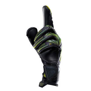 ถุงมือผู้รักษาประตู Vortex Pro – ถุงมือฟุตบอลที่เพิ่มประสิทธิภาพการยึดเกาะ เหมาะสำหรับการแข่งขัน - Product Image 3