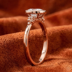 Élégante bague en or rose 14 carats avec grappe de pierres taille poire |   Bague d'anniversaire romantique en forme de goutte d'eau sertie de pierres |   Fiançailles bohèmes chic uniques - Product Image 2