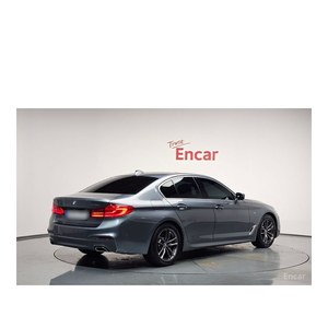 BMW Série 5 520d M Sport Plus 2019, 122 591 km, Diesel, Boîte de vitesses automatique, Sièges en cuir, Volant à gauche, Caméra de recul - Product Image 2