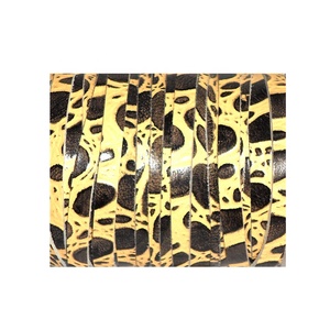 Cordones Planos de Cuero de 10 mm con Acabado Reptil, Versátiles para Zapatos, Bolsos, Prendas de Vestir y Textiles para el Hogar - Product Image 3