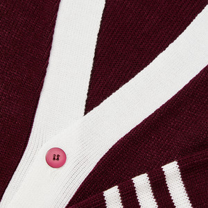 Cardigan en tricot respirant et confortable pour homme, col en V, boutonné, style universitaire rayé, pour des tendances de superposition à la mode - Product Image 6