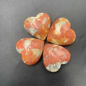 Pierre précieuse en jaspe Maligano indonésien naturel, forme de cœur, polie et lisse, multicolore, pour la décoration, la collection et la méditation - Product Image 2