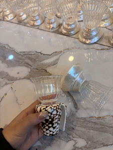 ODM Carved Eco-Friendly Decorative Glass Goblet with Natural Shell Base for Graduation Gift Crafts Souvenir Summer Store - Product Image 1
