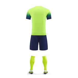 Maillots et tenues de football personnalisés imprimés numériquement, avec votre propre logo, à prix de gros – Kits de football très demandés - Product Image 3