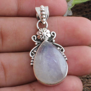 Collier pendentif artisanal en argent sterling 925 plaqué platine vintage avec œil de tigre arc-en-ciel naturel, unisexe, vente en gros - Product Image 4