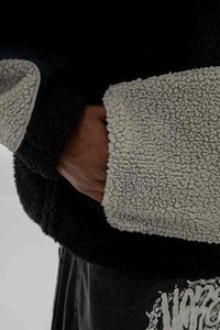 Parches de Forro Polar 100% Sherpa, Poliéster, Densidad de Fibra de 500 g/m², para Sudaderas con Cierre y Cuello Alto de Alta Calidad - Product Image 5