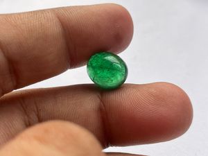 มรกตทรงกลมธรรมชาติแบบคาโบชอง |   พลอยแคมเบอร์สีเขียวแซมเบียระดับพรีเมียม - Product Image 1