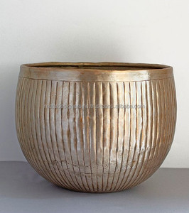 Handmade round Planter <b>Vase</b> <b>Unique</b> Metal Aluminium Ribbed Design for Home and Garden Decor or Weddings Floor <b>Vase</b> - Product Image 1