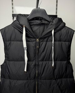 Gilet matelassé unisexe tendance, léger et chaud pour l'hiver, sans manches, pour l'extérieur - Product Image 5