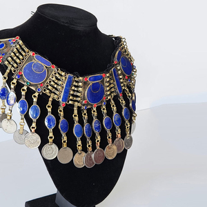 Venta Exclusiva en Línea, Juego de Joyería Afgana Kuchi Hecha a Mano con Metal Premium y Circonita, Collar y Aretes - Product Image 3