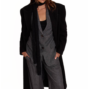 Blazer sur mesure pour femme à carreaux écossais, manches longues, revers cranté, deux boutons, poches, costume de bureau, fabricant OEM/ODM en gros - Product Image 2