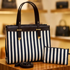 Nouvel ensemble de sacs fourre-tout en toile rayée tendance 2026 – Grand sac à bandoulière et pochette assortie avec sangle réglable et fermeture éclair pour femme - Product Image 1