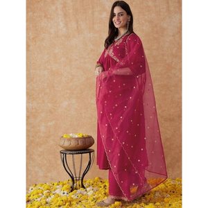 ÚLTIMO VICHITRA SECUENCIA DE BORDADO DE SECUENCIA TRABAJO ALIA CUT KURTI BOTTOM CON DUPATTA RANI - Product Image 1