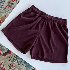 Shorts de sport pour homme en maille respirante de couleur unie, taille élastique, longueur mi-cuisse, en polyester tricoté, décontractés pour l'entraînement - Product Image 4