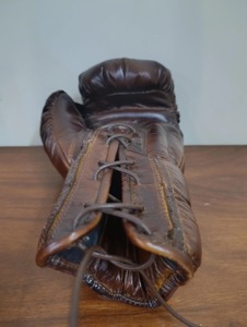<b>Elite</b> Handmade Leather Boxing Gloves Premium Training Sparring Heavy Bag Gloves Professional Padded Design Custom OEM - Product Image 3