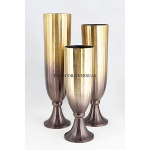 Best Seller Silver Shiny Polished Fancy Texture Attractive Look Luxury Flower <b>Vase</b> For Interior Home And Hotels Decoration - Product Image 5