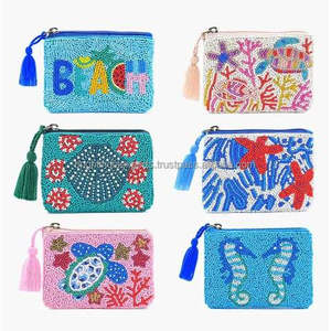 Bolso de mano con cuentas hecho a mano, temática oceánica, con diseño de tortuga marina y estrella de mar, con cremallera y borla, para la noche. - Product Image 1