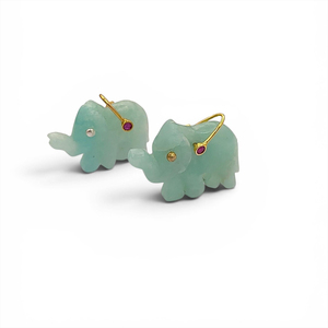 Colgante de Elefante Tallado en Cristal Natural, Plata de Ley 925 Bañada en Oro, Tendencia de Moda, Arte Coleccionable, Equilibrio de Chakras - Product Image 1