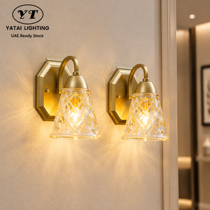 Applique murale moderne en verre cristal doré, lot de deux, en fer, E14, installation réversible pour chambre, salle de bain, couloir, hôtel - Product Image 1