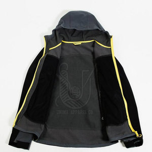 Chaqueta de Invierno Softshell con Capucha y Logotipo Frontal, Diseño Único, Secado Rápido, Transpirable, para Uso en Exteriores para Hombre - Product Image 2