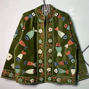 Chaqueta de terciopelo Suzani hecha a mano, diseño de pez bordado, abrigo estilo bohemio - Product Image 1