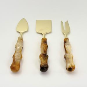 ชุดอุปกรณ์ชีสสแตนเลสพร้อมด้ามเรซิ่น ดีไซน์สวยงาม ชุดช้อนส้อมโลหะราคาประหยัด - Product Image 4