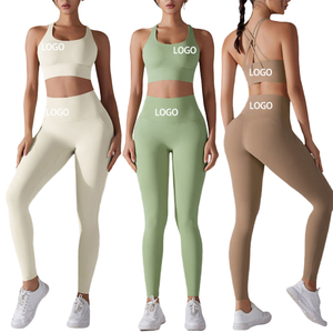 Conjunto de yoga de 2 piezas para mujer: Top corto con espalda cruzada y cuello redondo, leggings de cintura alta con estampado digital, elástico en cuatro direcciones y de longitud completa. - Product Image 4