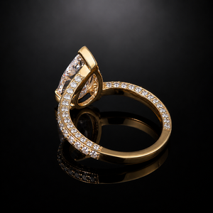 Anillo de Compromiso de Oro Amarillo de 14K con Diamante Cultivado en Laboratorio de 3 Quilates con Corte de Pera, Anillo de Boda con Pavé para Mujer - Product Image 3