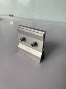 Système de montage solaire OEM de haute qualité, support en aluminium Seamlock pour installation sur toit, au sol ou en carport, fabriqué au Vietnam HOLCOM - Product Image 4