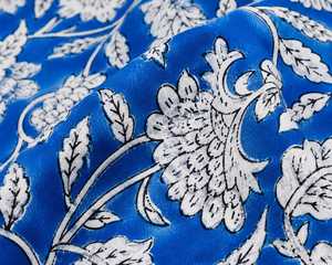 Tissu en popeline de coton à motifs floraux 53/54 pouces Blanc Rouge Bleu Imprimé botanique Respirant Textile de maison Tissé Poids moyen Pour filles - Product Image 2